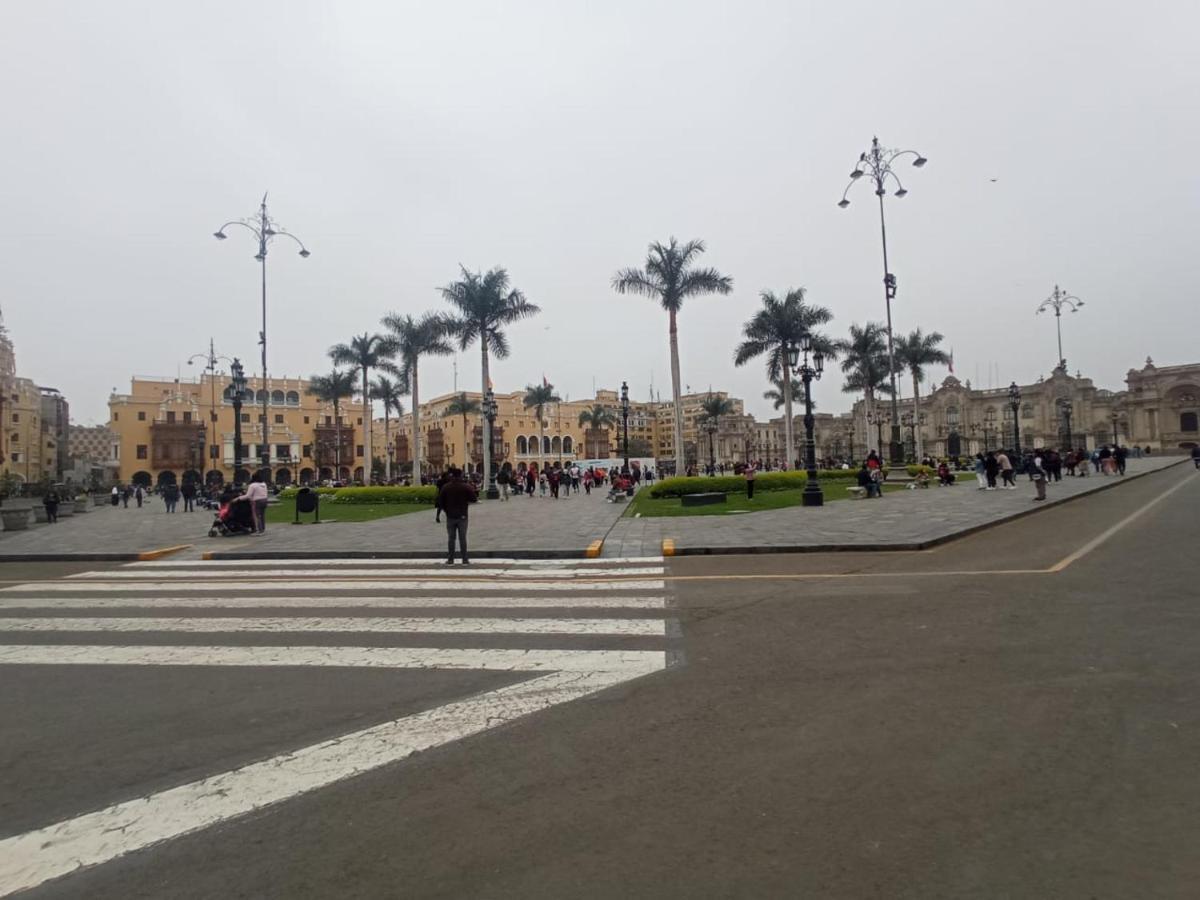 Main Square * Lima