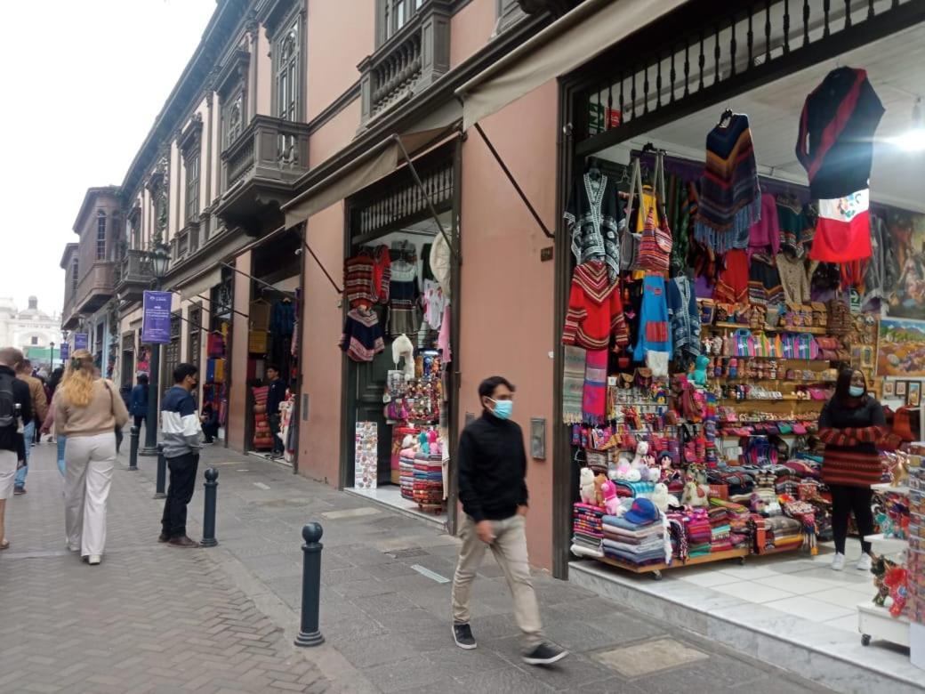 Main Square * Lima